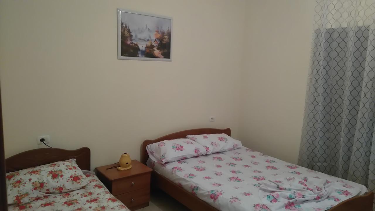 Jonny Guesthouse Ксамил Экстерьер фото