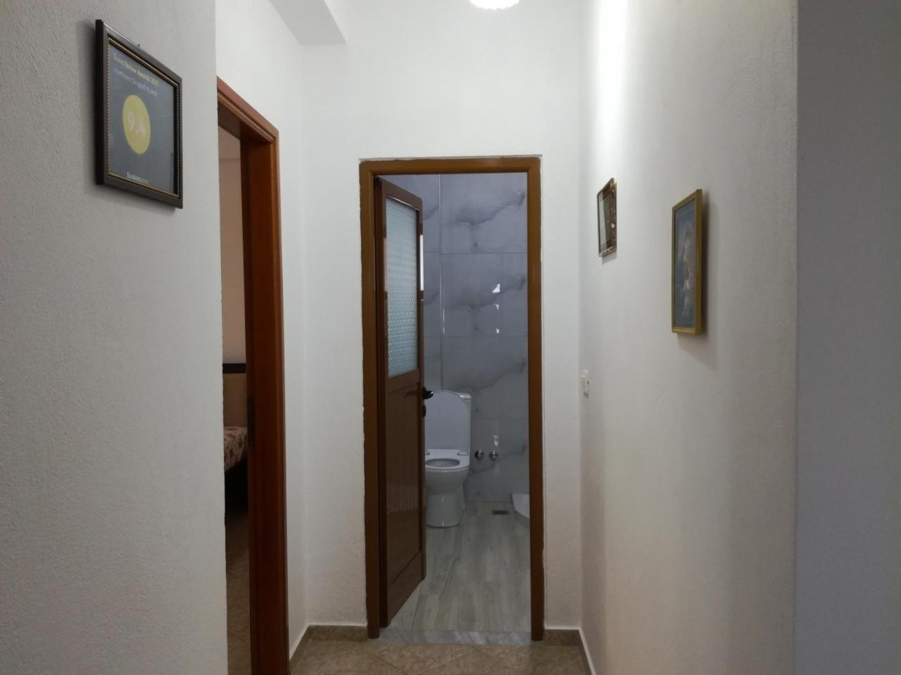 Jonny Guesthouse Ксамил Экстерьер фото