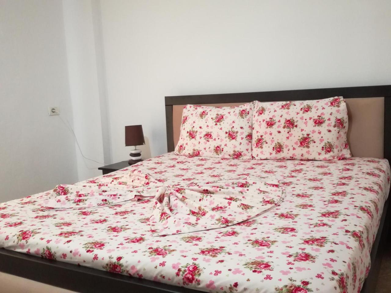 Jonny Guesthouse Ксамил Экстерьер фото