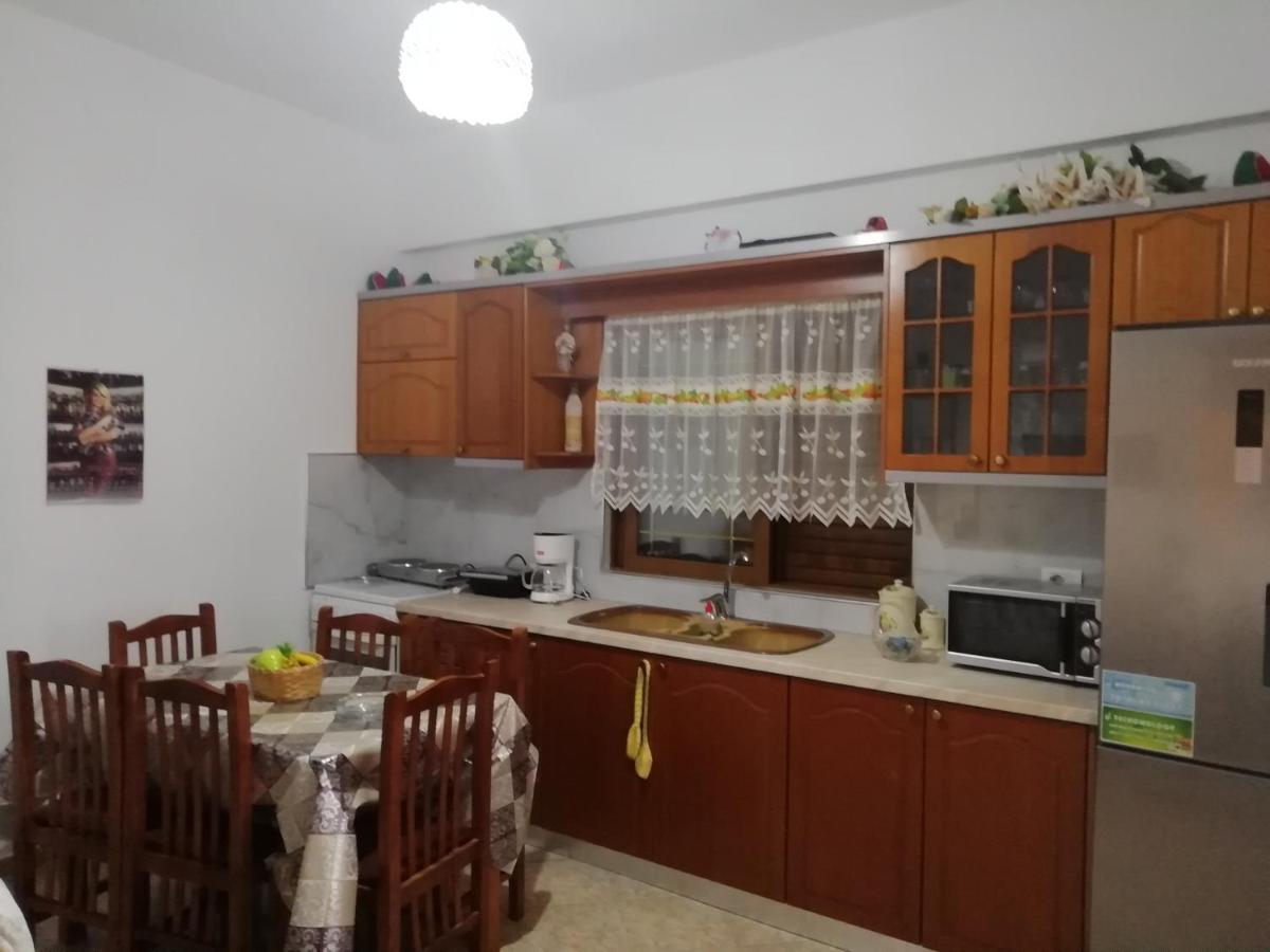 Jonny Guesthouse Ксамил Экстерьер фото