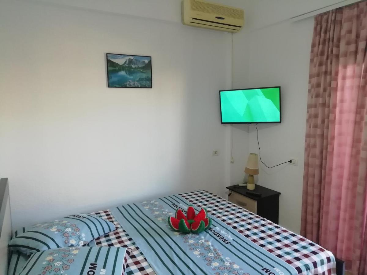 Jonny Guesthouse Ксамил Экстерьер фото